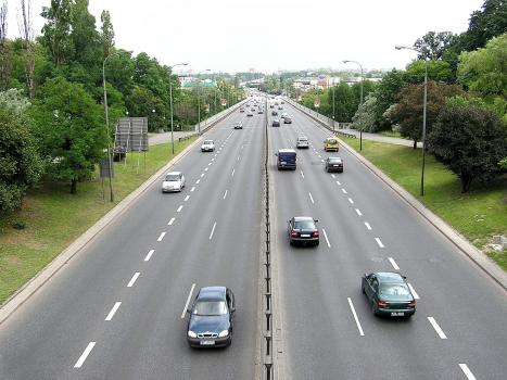 Najtańsze OC - sprawdź dlaczego to wybór mądrego kierowcy!